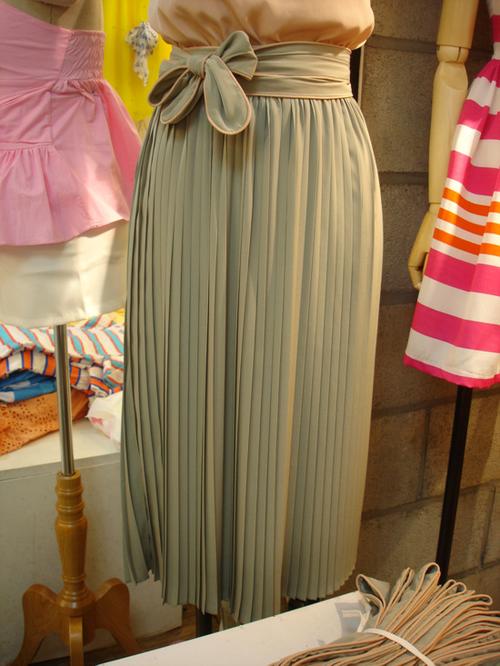韩国东大门工厂服装批发直销2011新款夏季女式连衣裙 kf55 254.